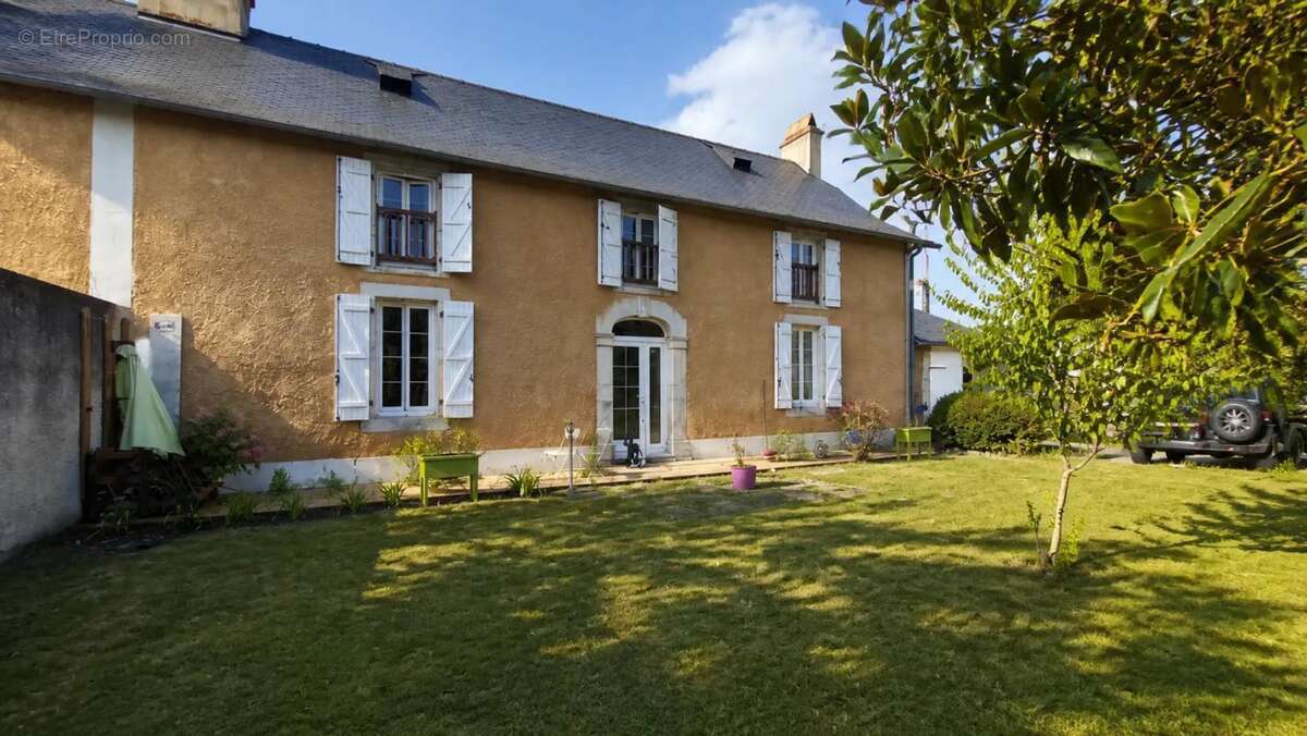 Maison de 5 pièces dans un village au calme - photo 13