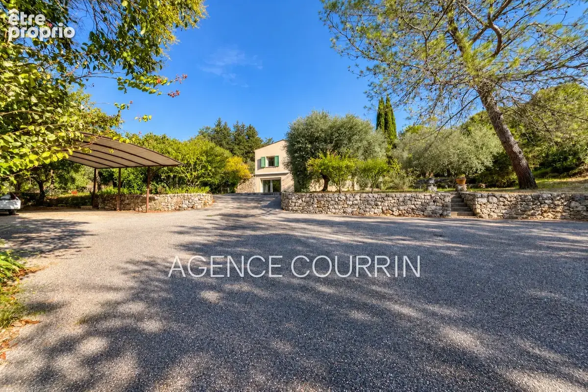Maison 9 pièces 217 m² à vendre à Le Bar-Sur-Loup (06620) - photo 7