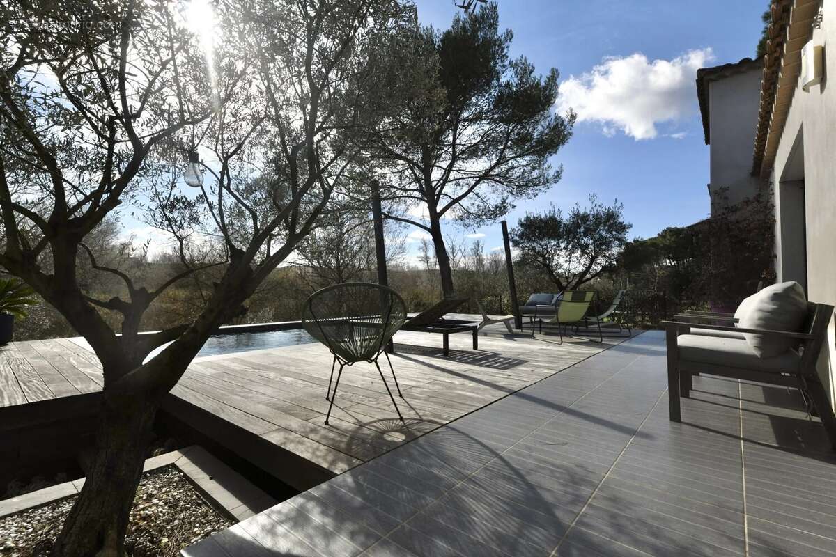 Maison à UZES