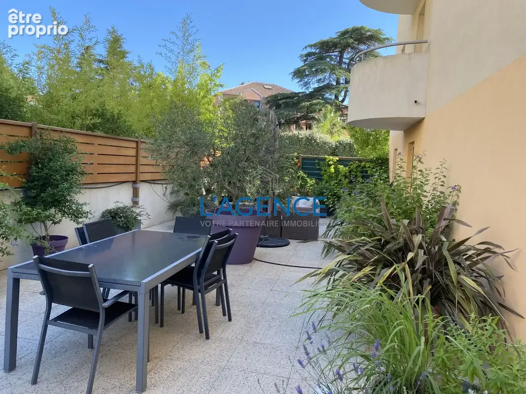 Hyères ouest  superbe T3 de 65m2 avec terrasse de 128m2 avec parking - photo 3