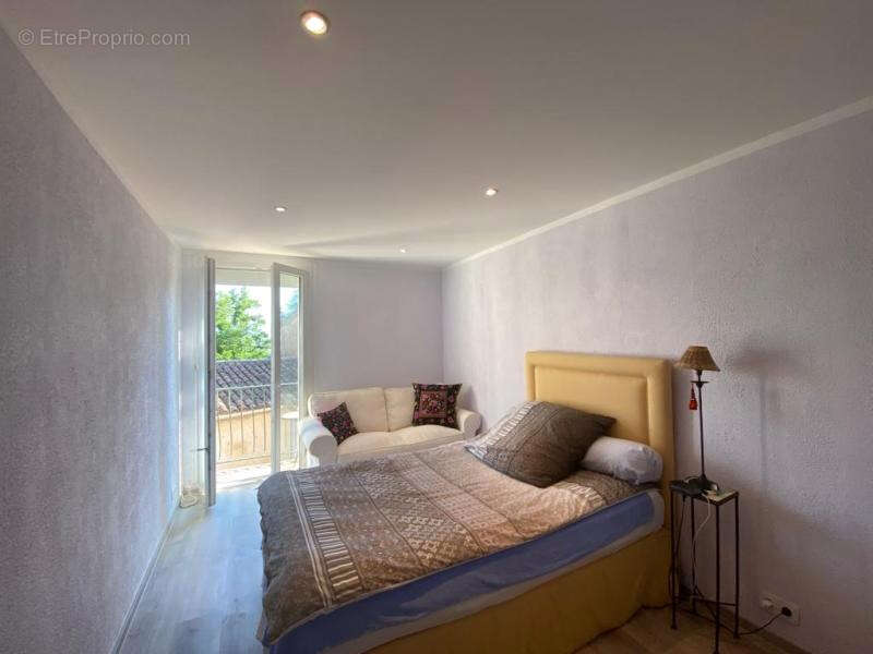 Appartement à GRIMAUD