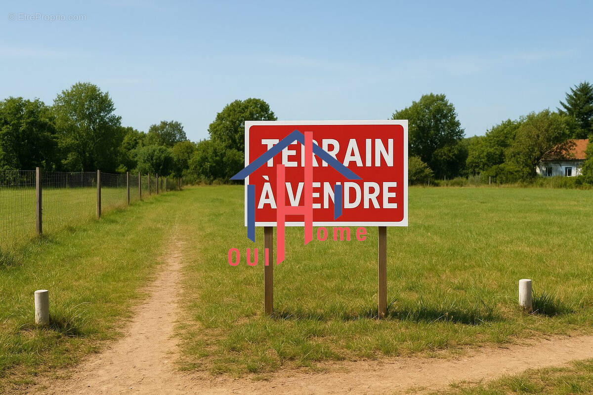 Terrain à SAINT-PIERRE-EYNAC