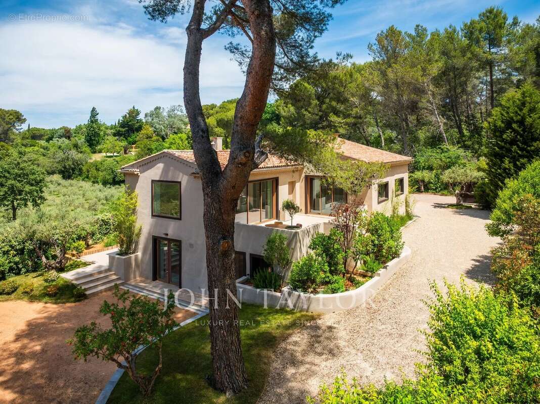Maison à AIX-EN-PROVENCE