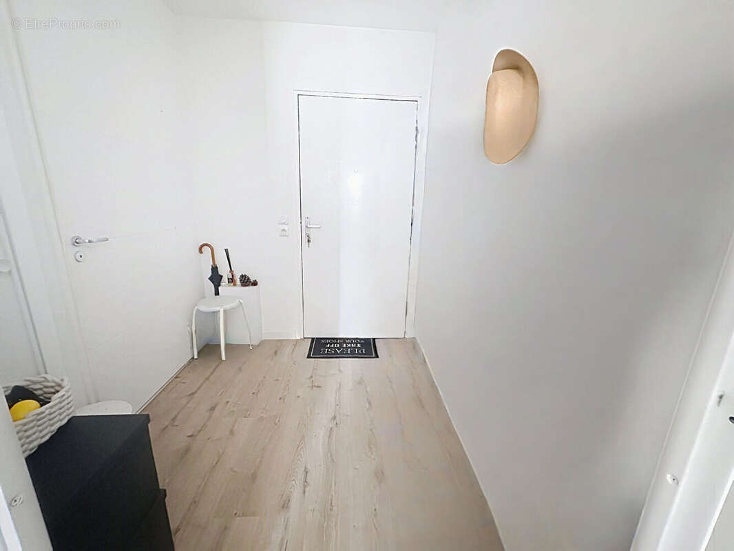 Appartement Nanteuil Les Meaux Studio de  27.85 m2 - photo 4