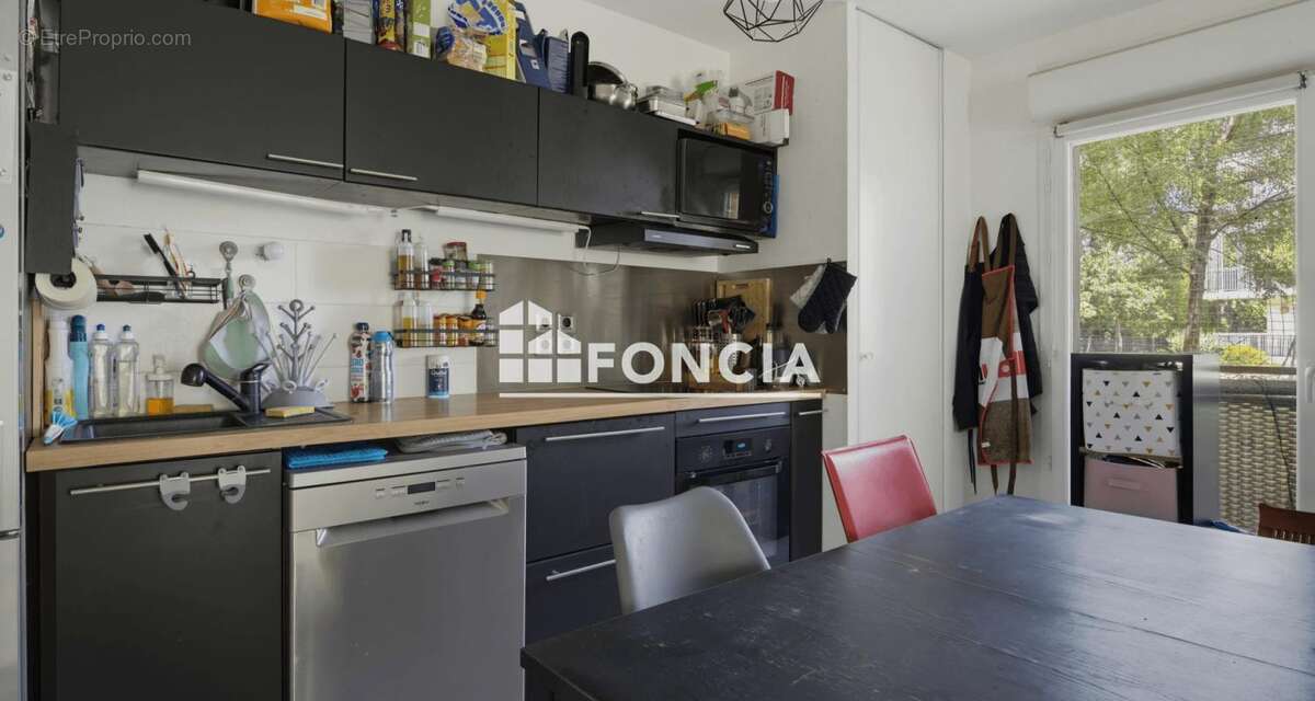 Appartement à VILLENAVE-D'ORNON