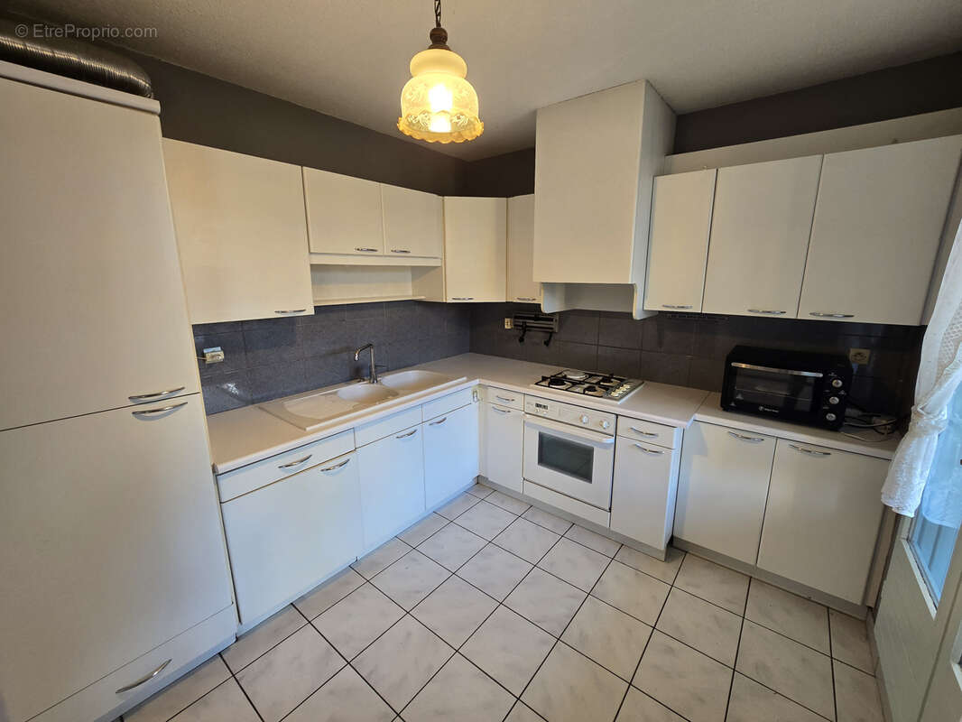 Appartement à BOURG-DE-PEAGE