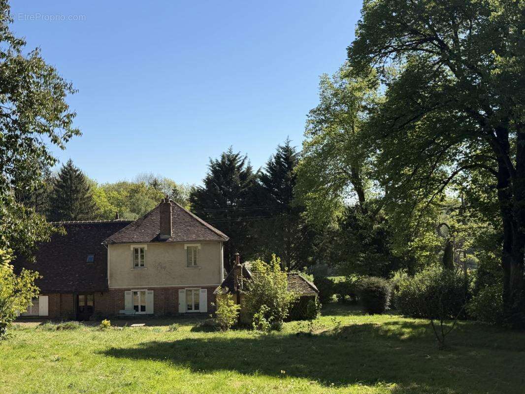 Propriété de charme a rafraichir dans le perche sur 4 hectares - photo 2