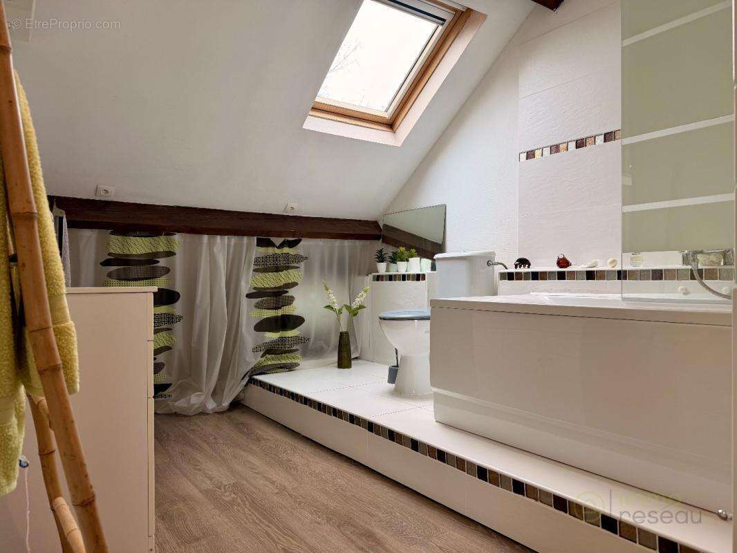 Appartement à L'ISLE-ADAM