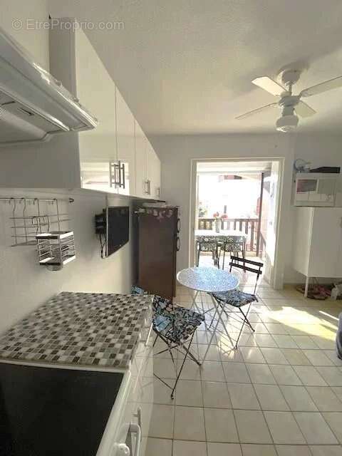 Appartement à LA LONDE-LES-MAURES