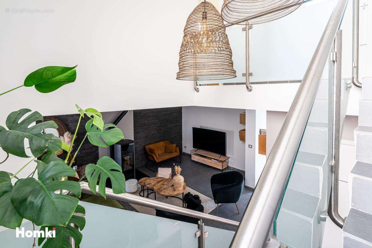 Maison/Villa T5 de 165 m2 à La Chapelle-Saint-Mesmin 45380 - photo 12