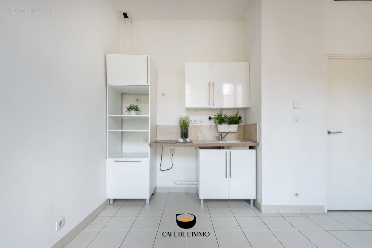 Appartement à MARSEILLE-2E