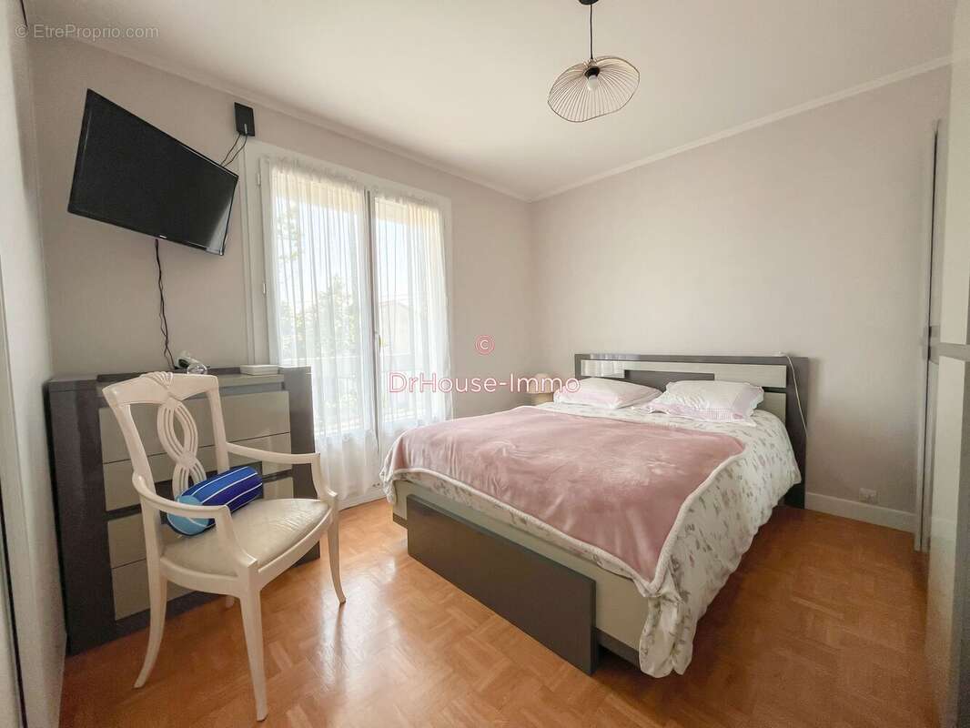 Maison 107 m² à Chatellerault  - photo 7
