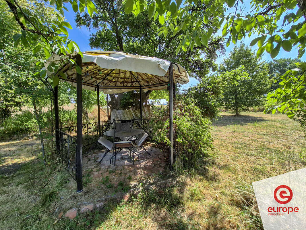 Maison 4 pièces de 105m2 avec jardin et dépendances au porte du Morvan - photo 24