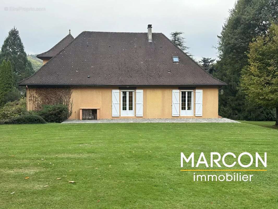 Maison à SAINT-SULPICE-LAURIERE