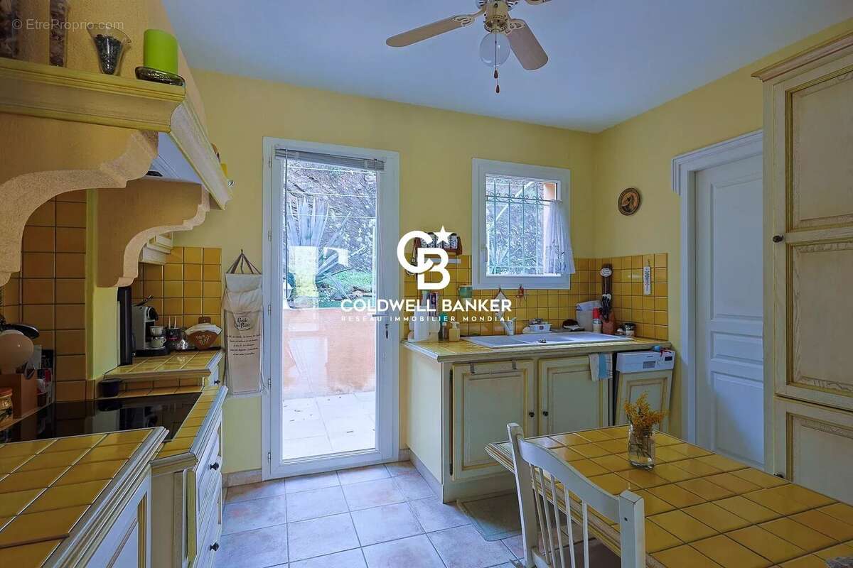 Maison à RAYOL-CANADEL-SUR-MER