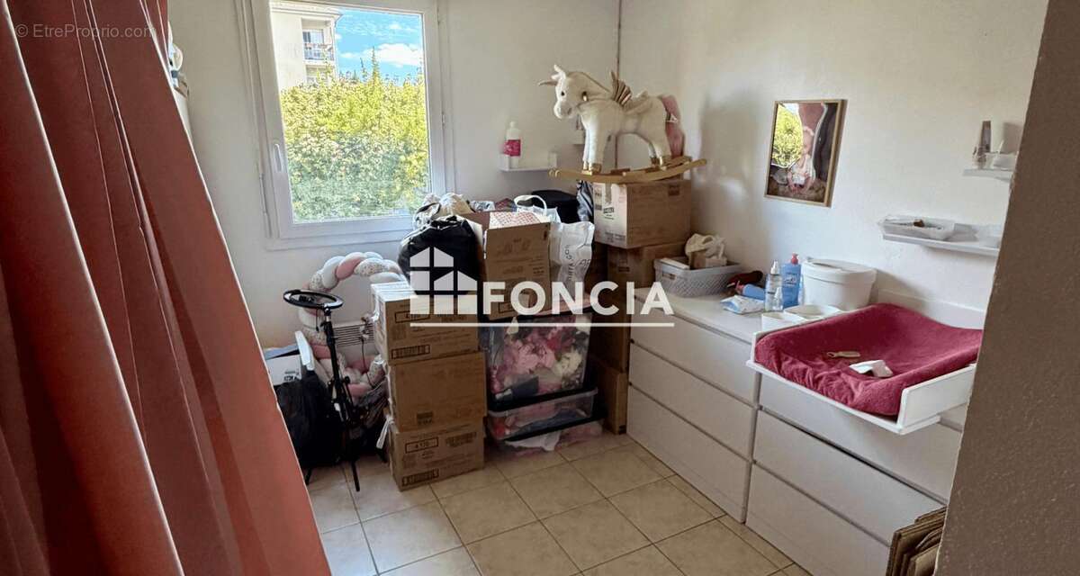 Appartement à AVION