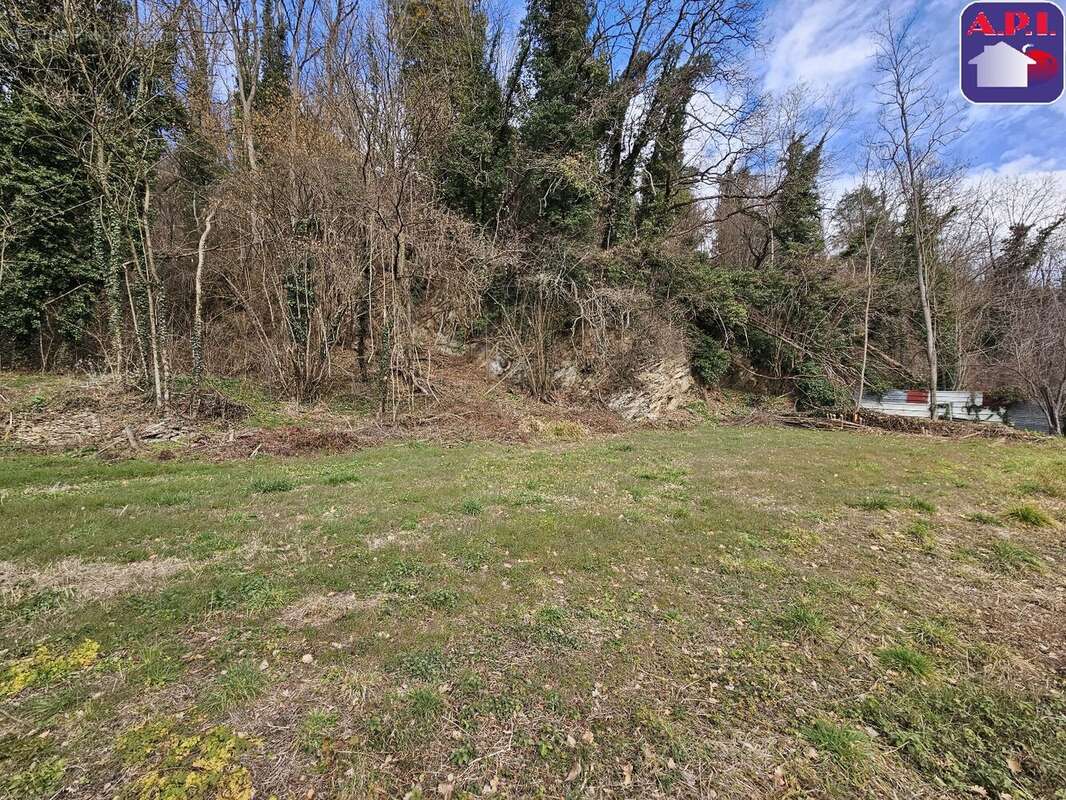Terrain à LUZENAC