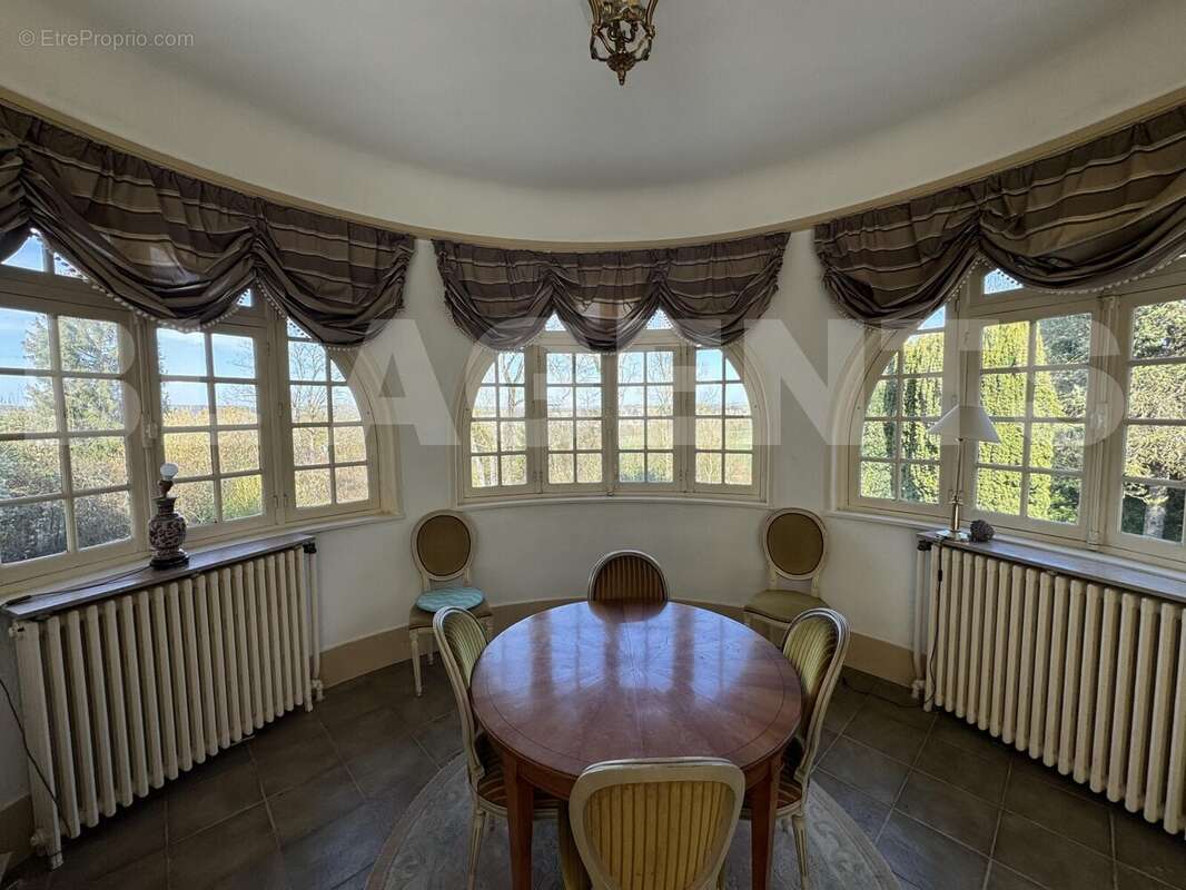 IMG_7818 - Maison à SAINT-JEAN-LES-DEUX-JUMEAUX