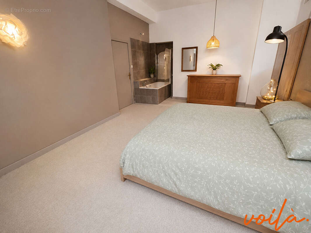 Ref: prometteuse7 : grande maison divisee en plusieurs logements avec jardin et parking - photo 7