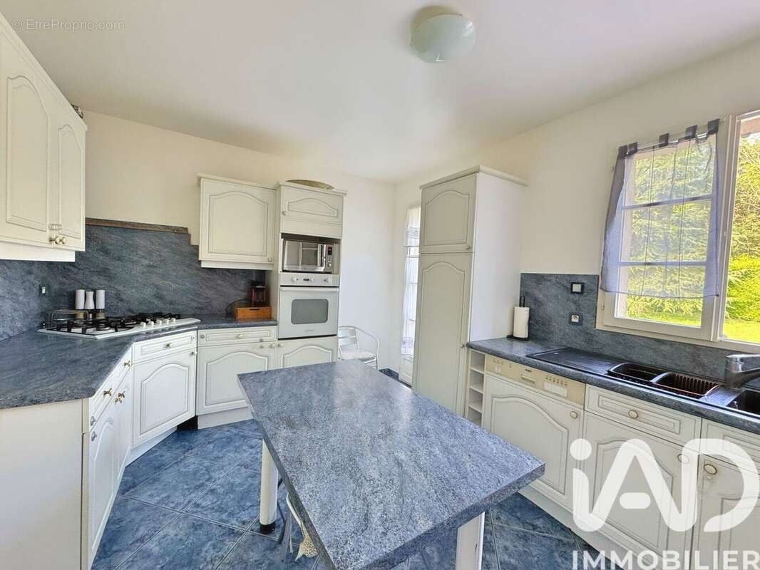 Maison 144 m² à Puiselet-Le-Marais  - photo 3