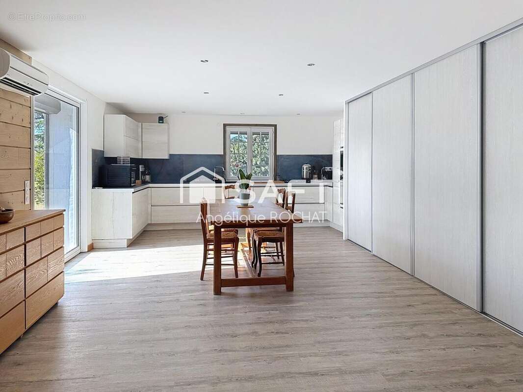 Photo 5 - Maison à ROUJAN