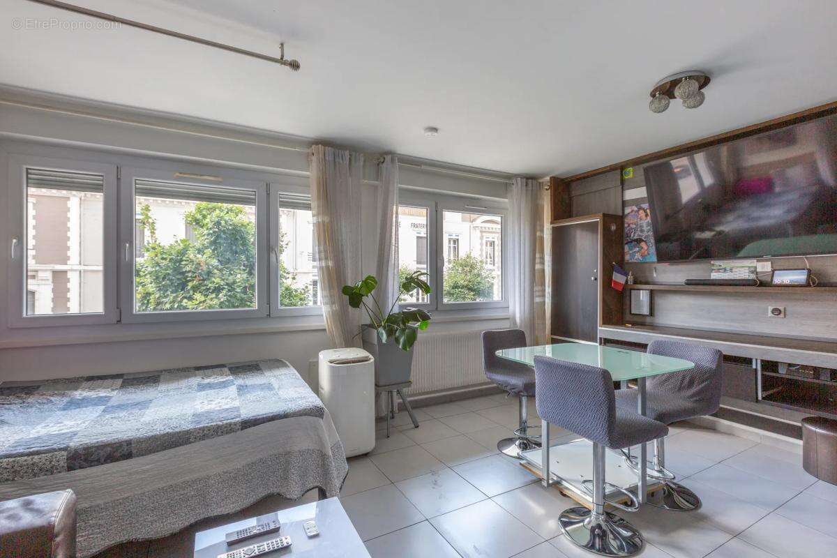 Appartement à VILLEURBANNE