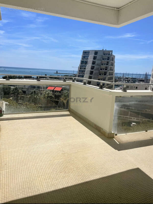 Appartement à LA GRANDE-MOTTE