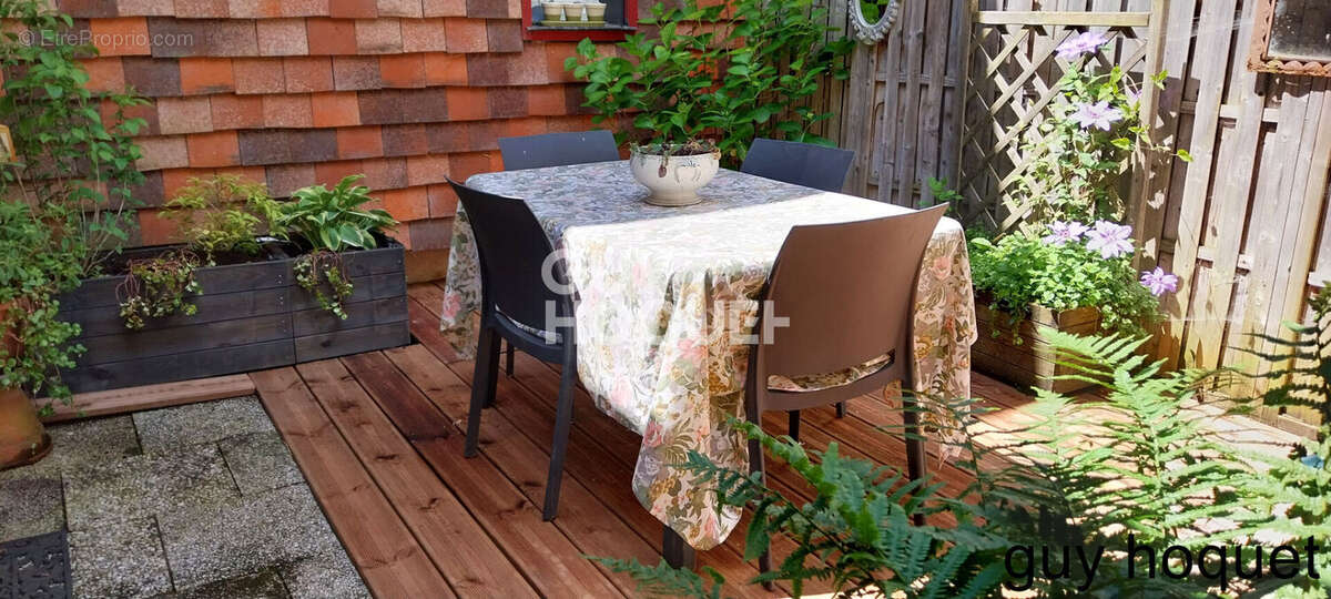 Maison à NASSANDRES