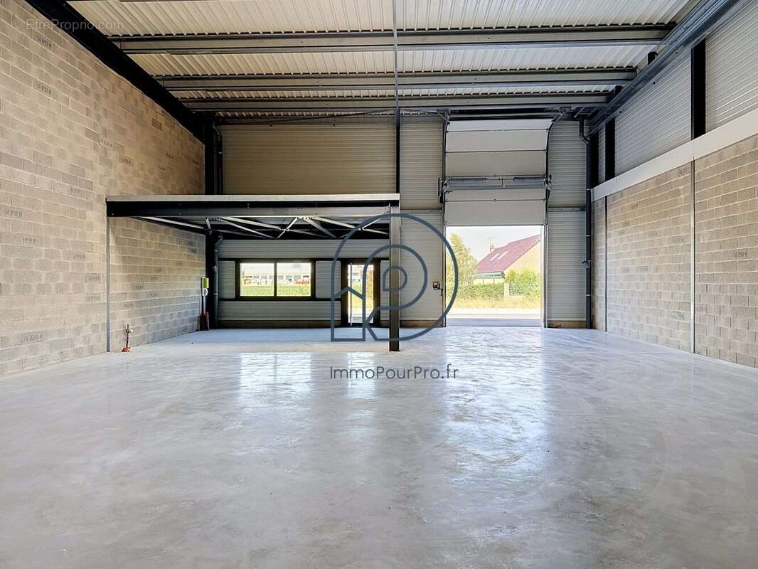 Commerce 223 m² à Erquinghem-Lys  - photo 3