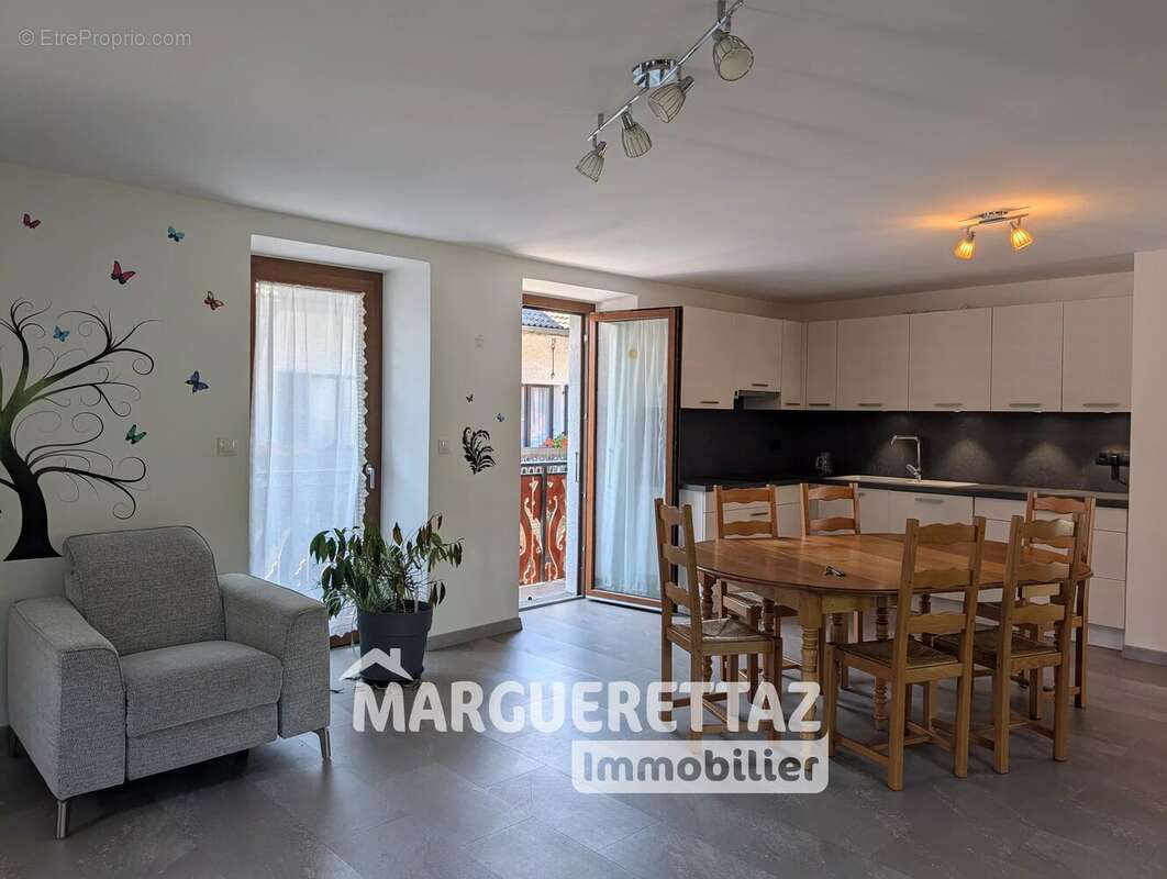 Maison à BOEGE