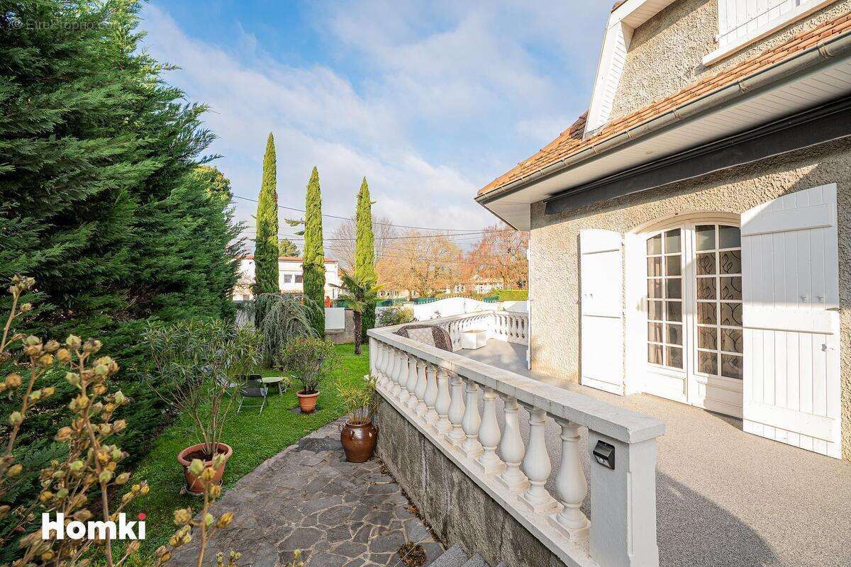 Maison à CHARVIEU-CHAVAGNEUX