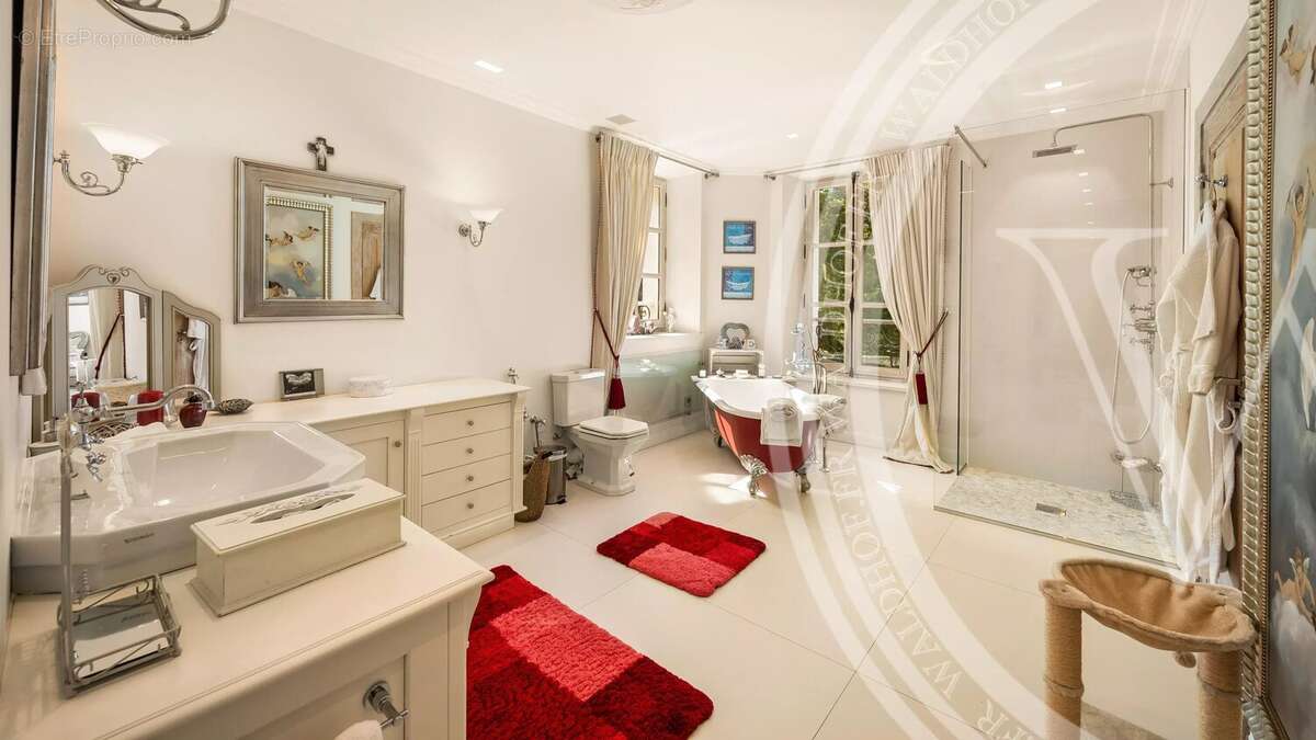 Manoir d'exception à Callian avec prestations luxueuses - photo 12