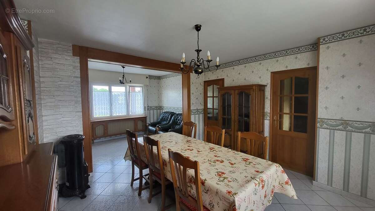 Maison 7 pièces 128m² avec garages et jardin - photo 4