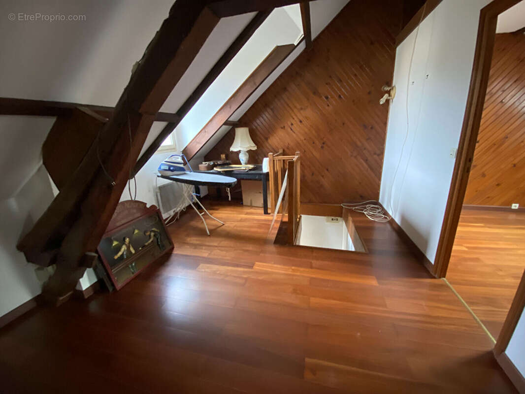 Maison de ville Vaux Sur Seine 7 pièce(s) 150 m2 - photo 8