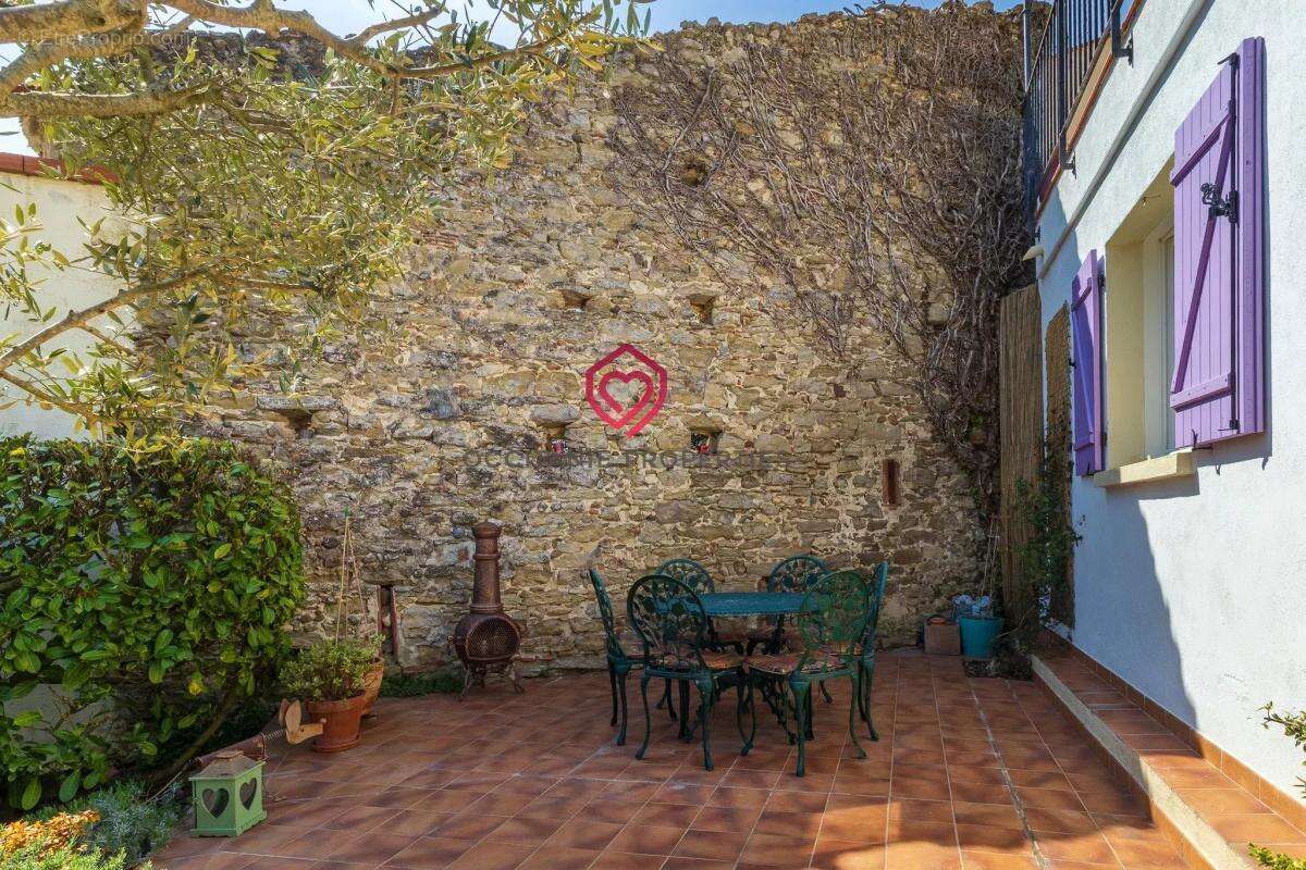 Maison à CAILHAU