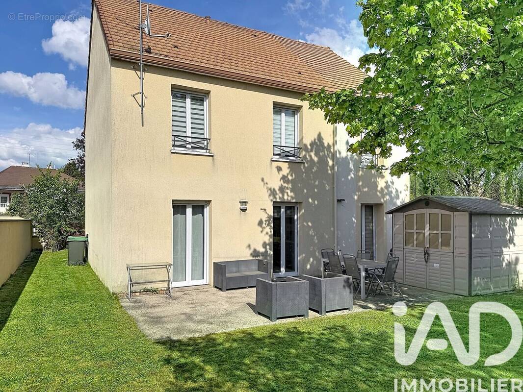 Photo 1 - Maison à OLLAINVILLE