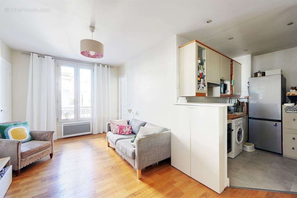 Appartement à LEVALLOIS-PERRET