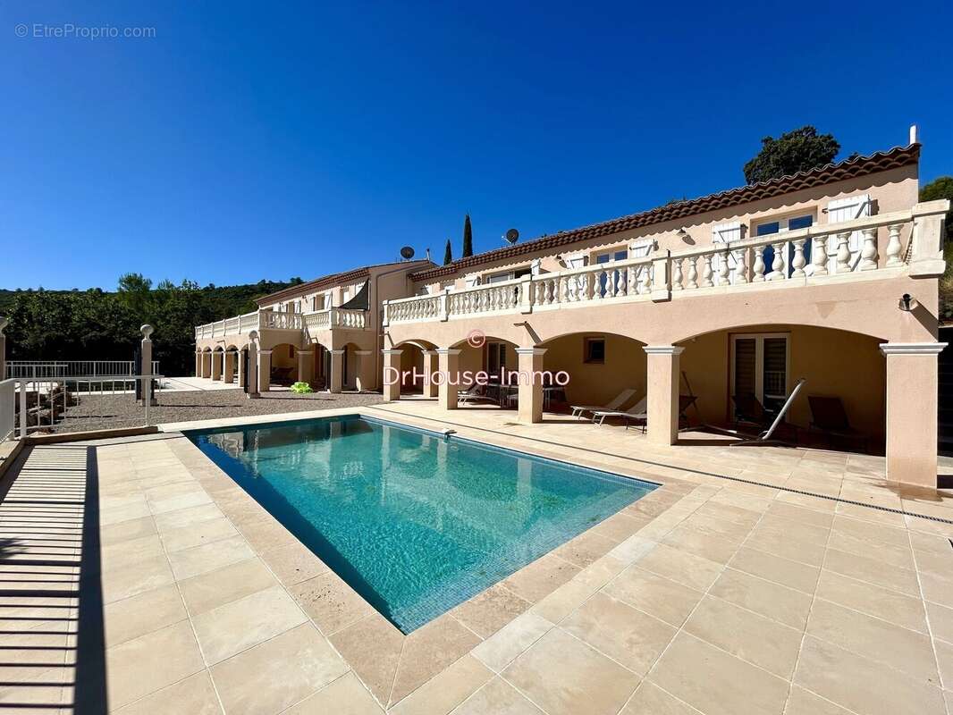 Maison à LE CANNET-DES-MAURES