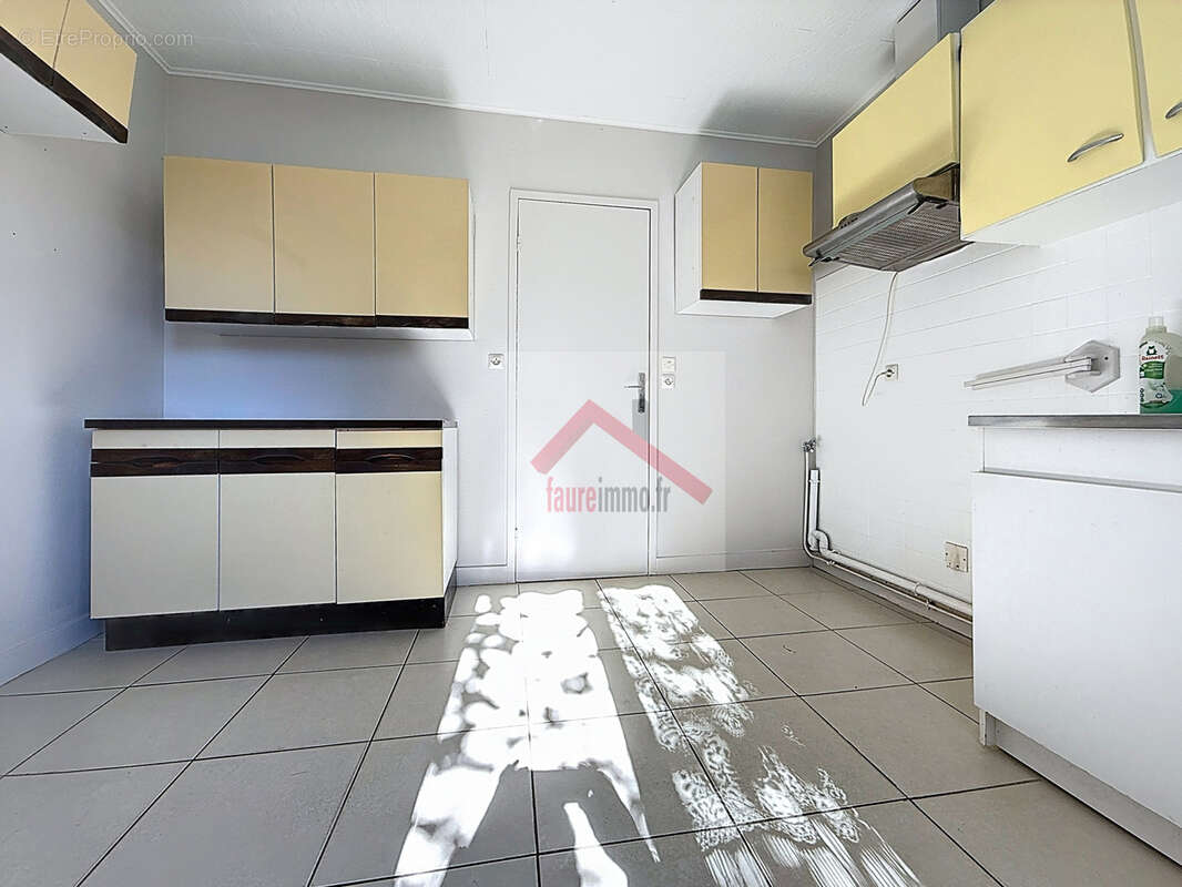 Maison à PERPEZAC-LE-NOIR