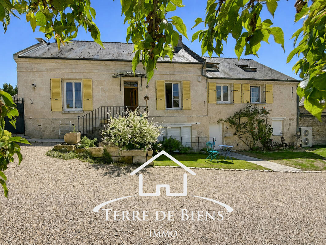 Maison à SERCHES