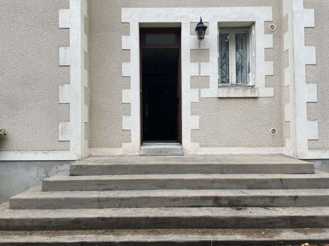 Maison à LANOUAILLE