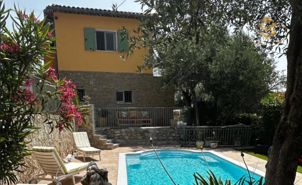 Maison à GORBIO