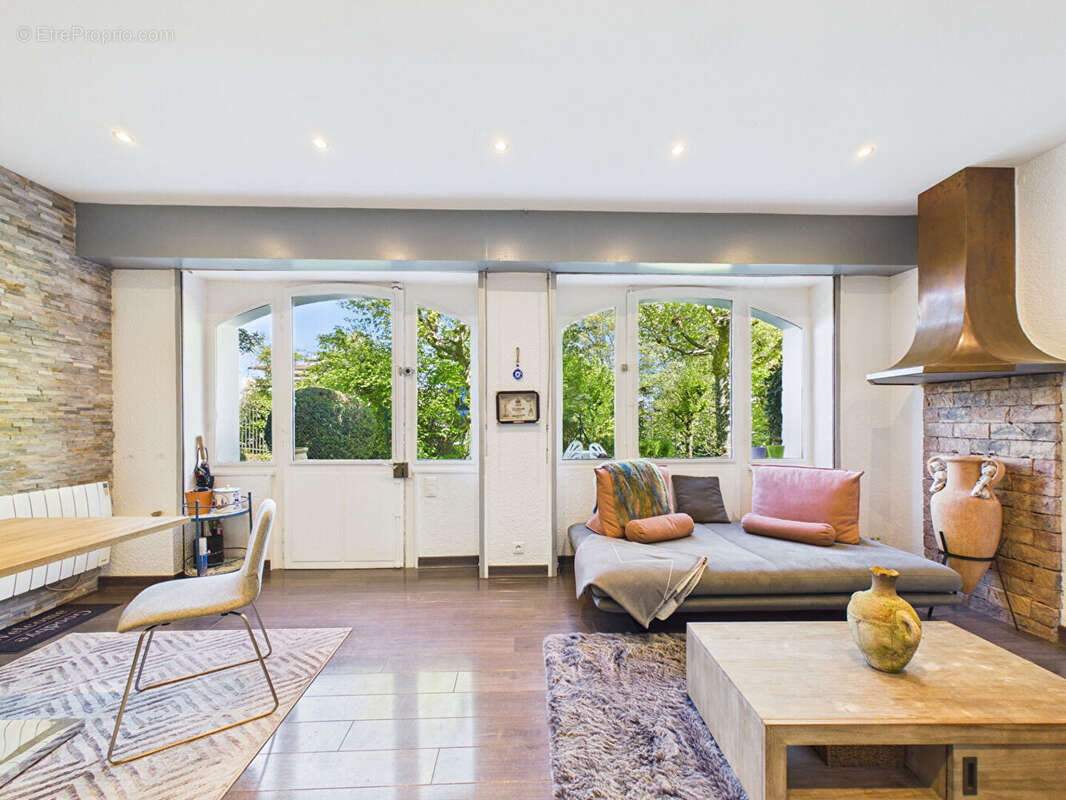 Appartement à EVIAN-LES-BAINS