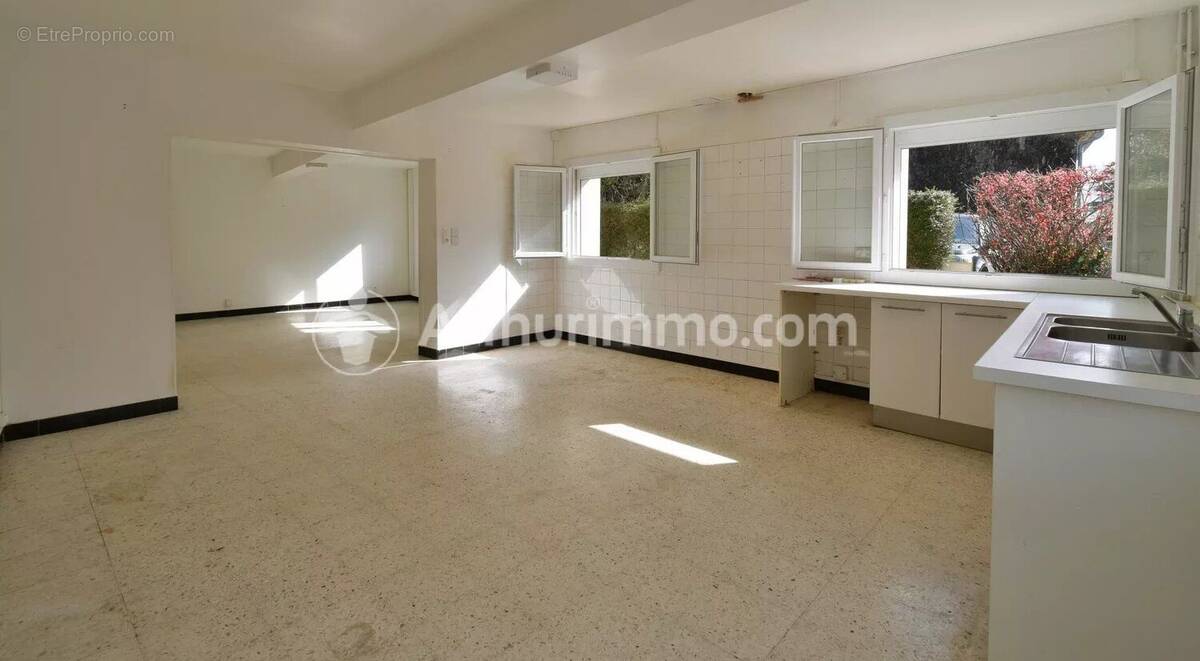 Maison à CASTELMAUROU