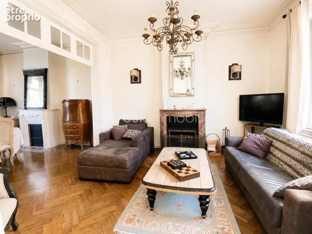Maison de caractère des années 1930 – beaux volumes, terrain arboré 2765m² - photo 2