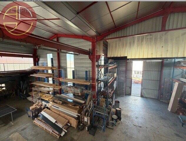 Commerce à BEAUZELLE