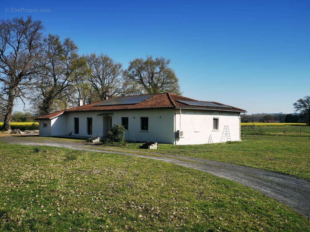 Maison à SAINT-AUNIX-LENGROS