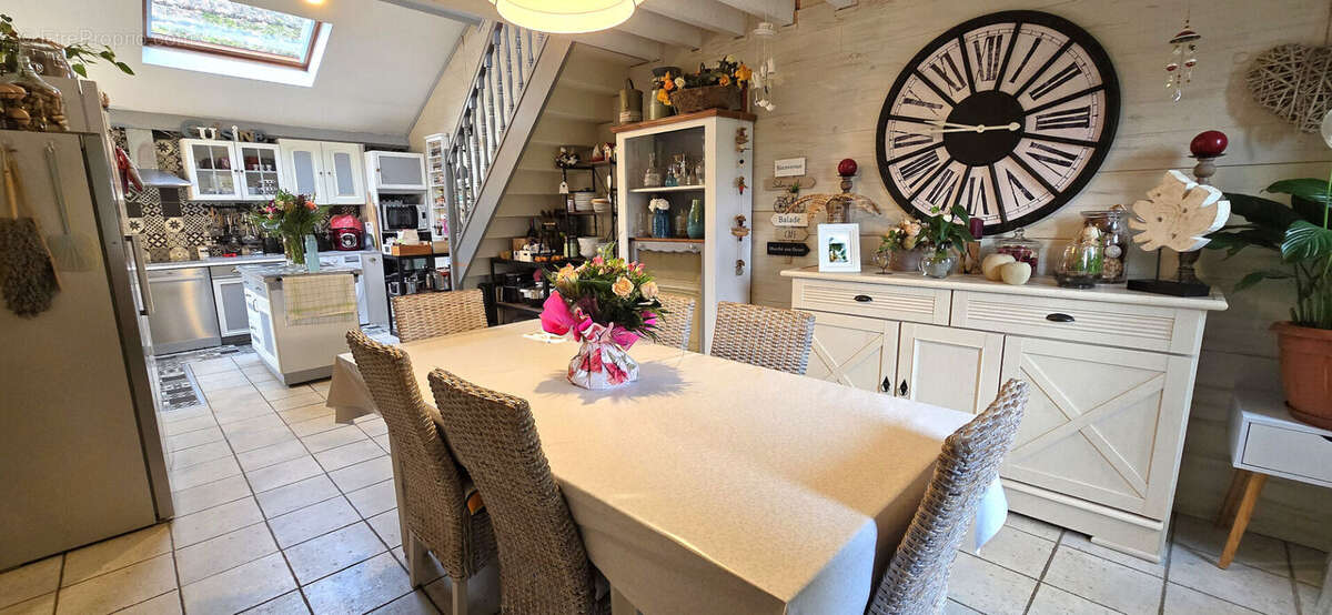 Maison à CHEVINCOURT