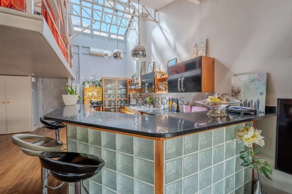 Appartement à ISSY-LES-MOULINEAUX