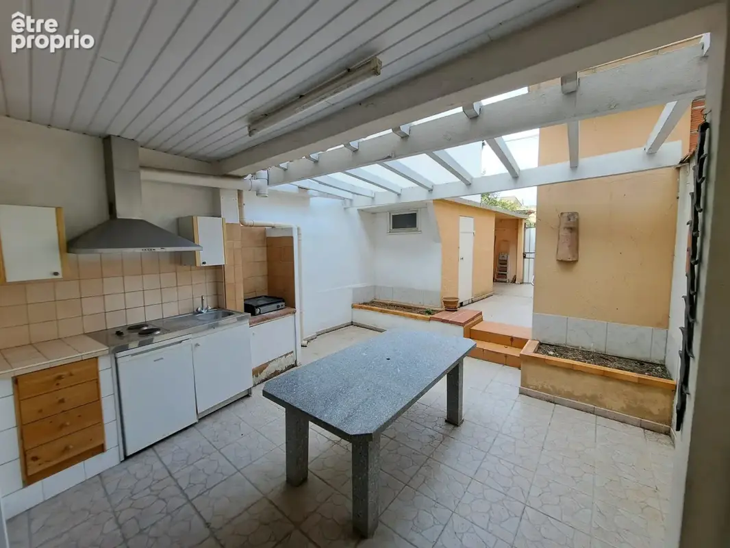 Maison d’environ 110m2 habitable avec une cour intérieure de 30m2. - photo 7